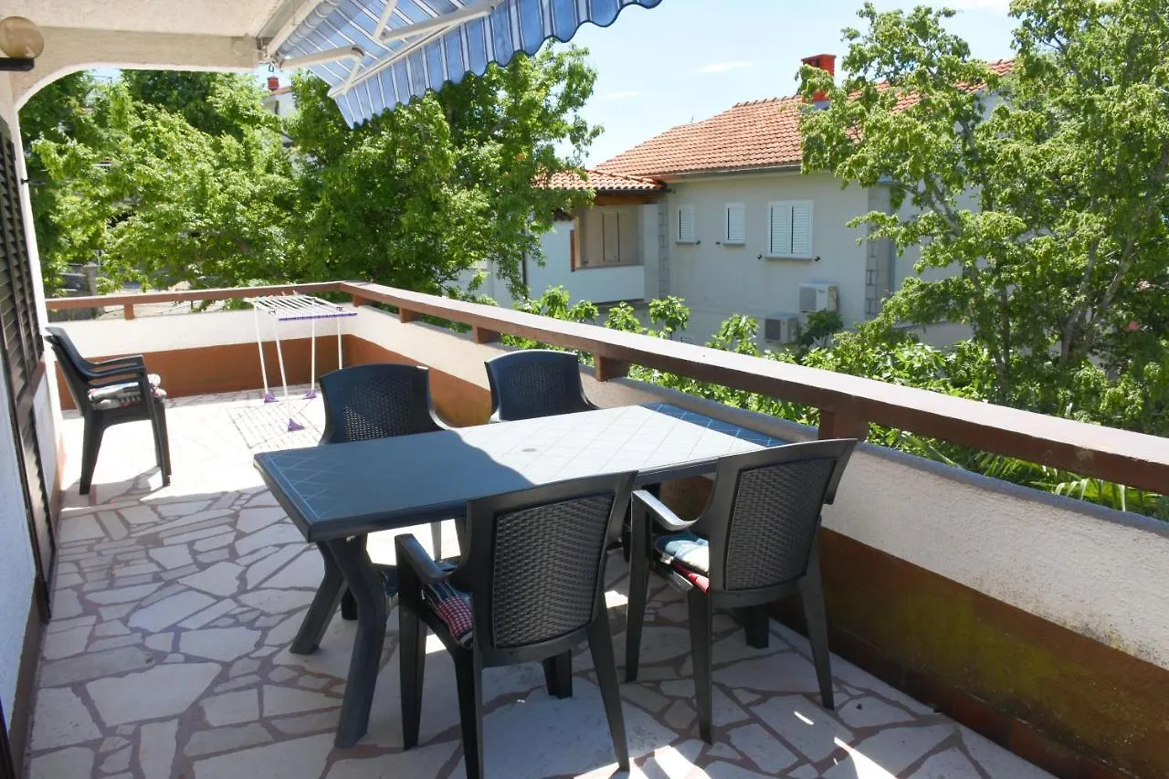 Apartments Matic Njivice