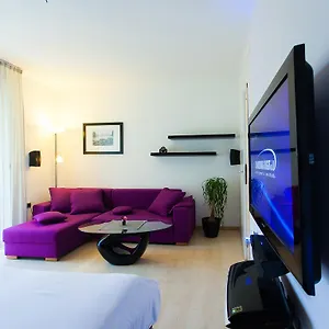 https://apartments-sun-park.in-istria.net