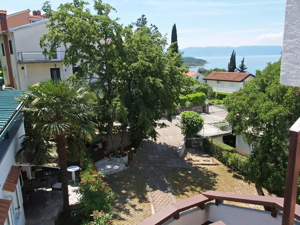 Apartments Matic Njivice